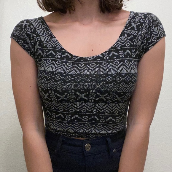 PacSun Tops - Pacsun Nollie Crop Top